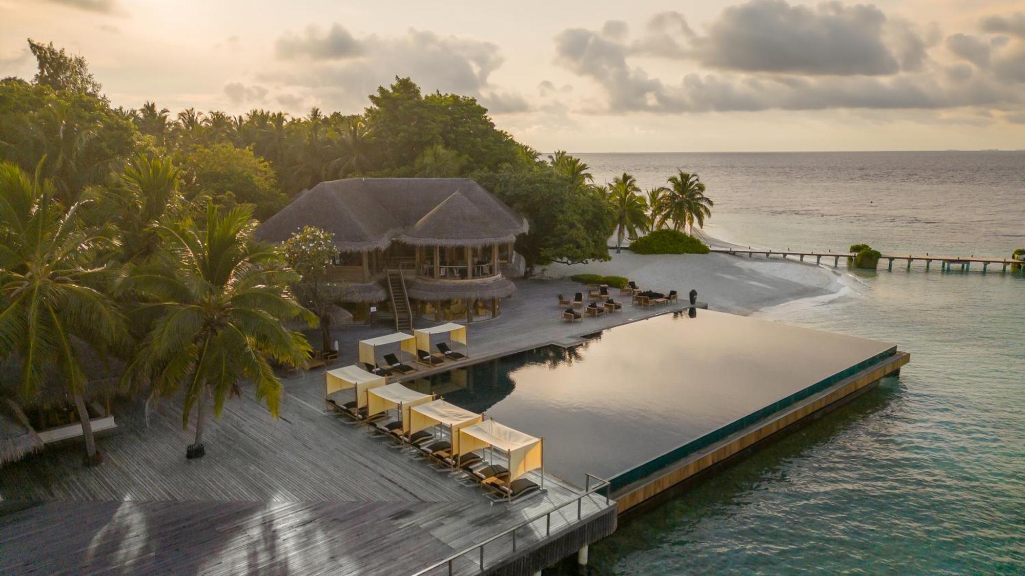 Coco Bodu Hithi - 50 Percent Off Shared Roundtrip Speedboat For Stays From 1 May To September 2025 Esterno foto The Beach Club at the Taj Exotica