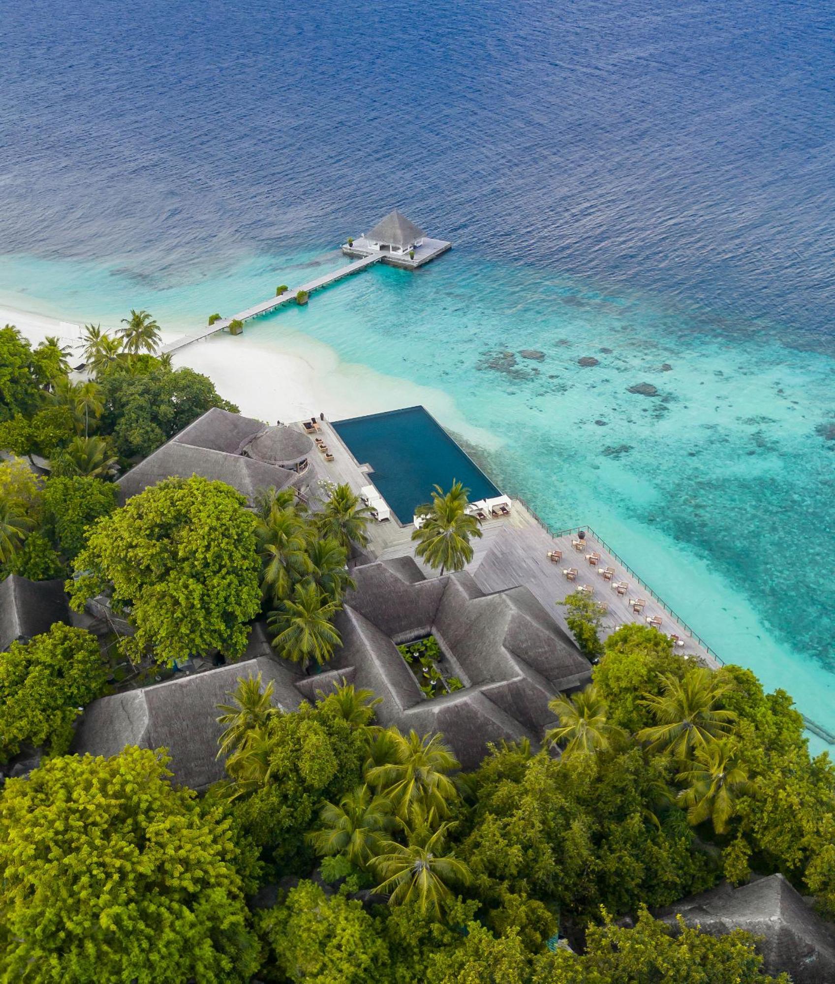 Coco Bodu Hithi - 50 Percent Off Shared Roundtrip Speedboat For Stays From 1 May To September 2025 Esterno foto Aerial view of the resort