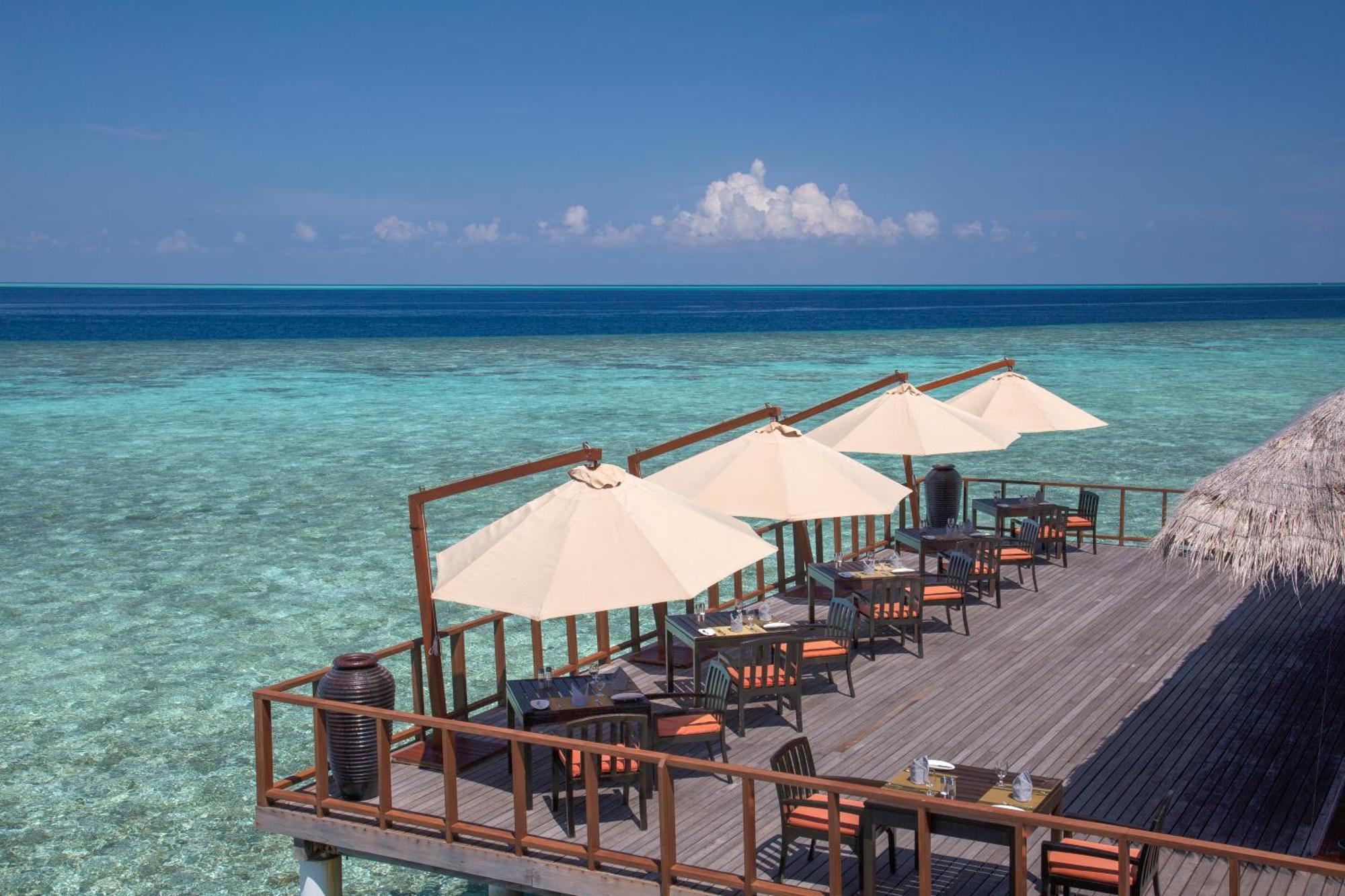 Coco Bodu Hithi - 50 Percent Off Shared Roundtrip Speedboat For Stays From 1 May To September 2025 Esterno foto The view from the restaurant