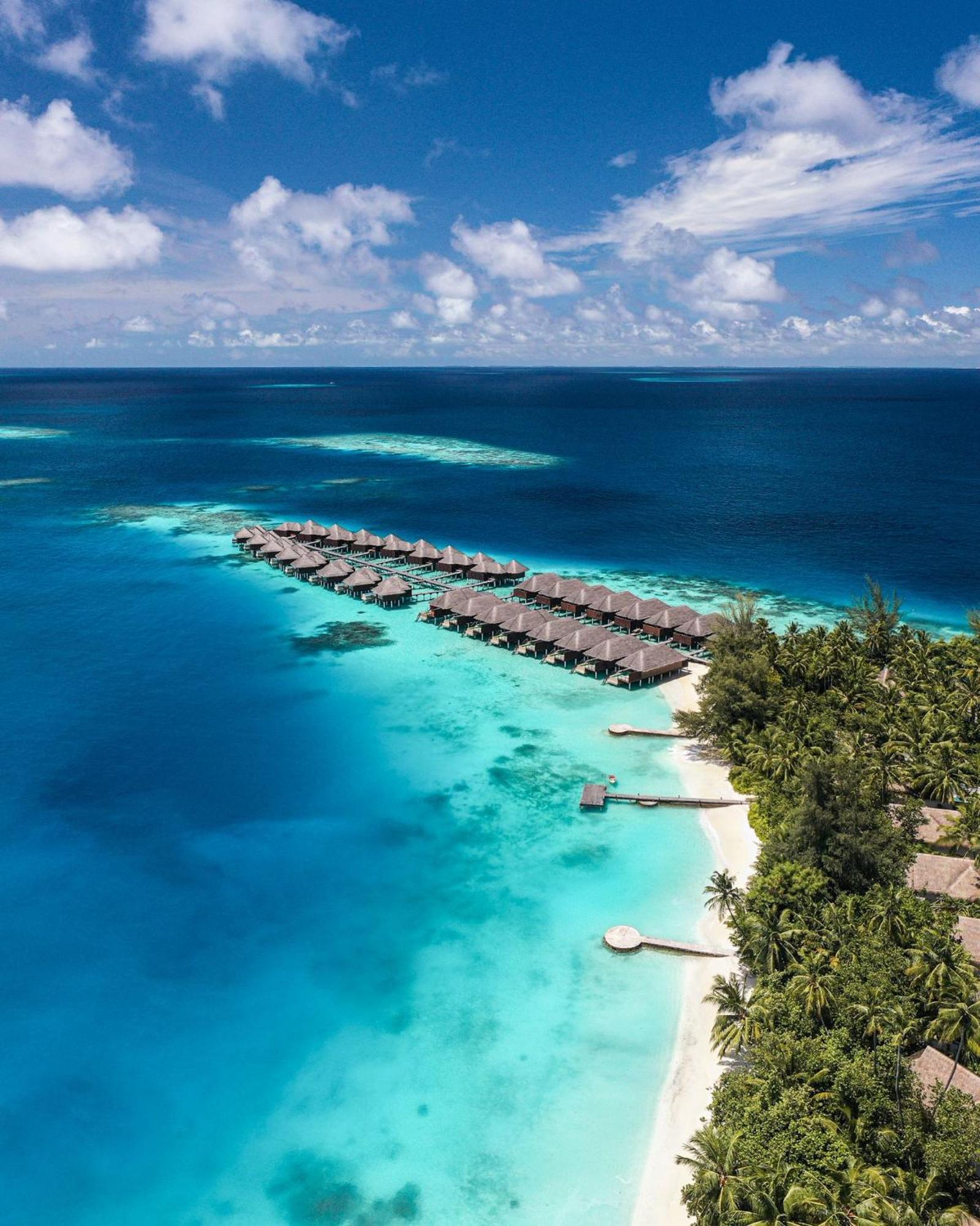 Coco Bodu Hithi - 50 Percent Off Shared Roundtrip Speedboat For Stays From 1 May To September 2025 Esterno foto The resort's villas