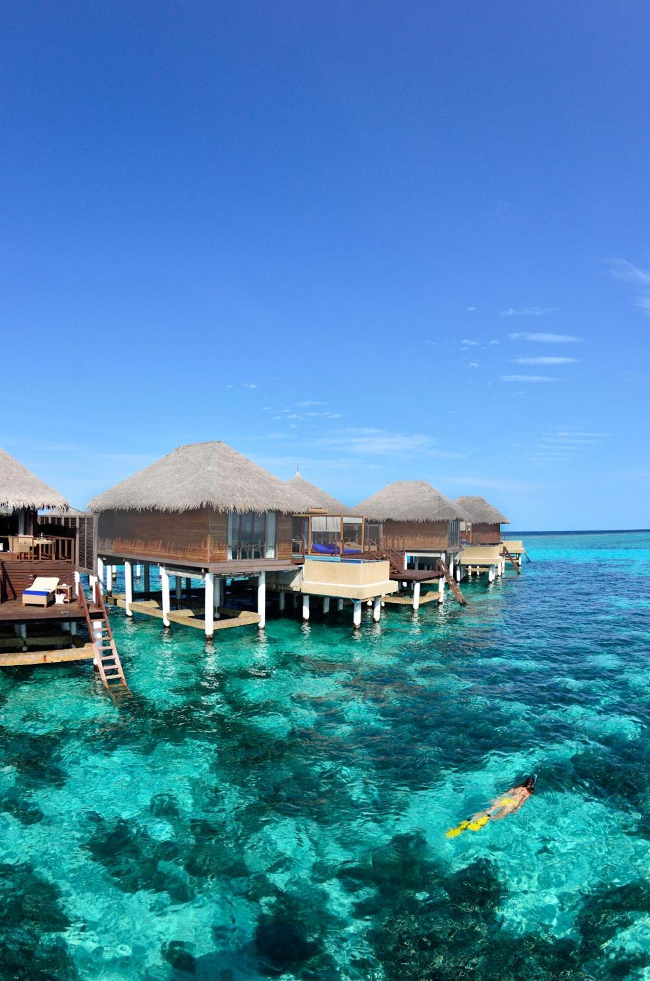 Coco Bodu Hithi - 50 Percent Off Shared Roundtrip Speedboat For Stays From 1 May To September 2025 Esterno foto Water villas at the resort